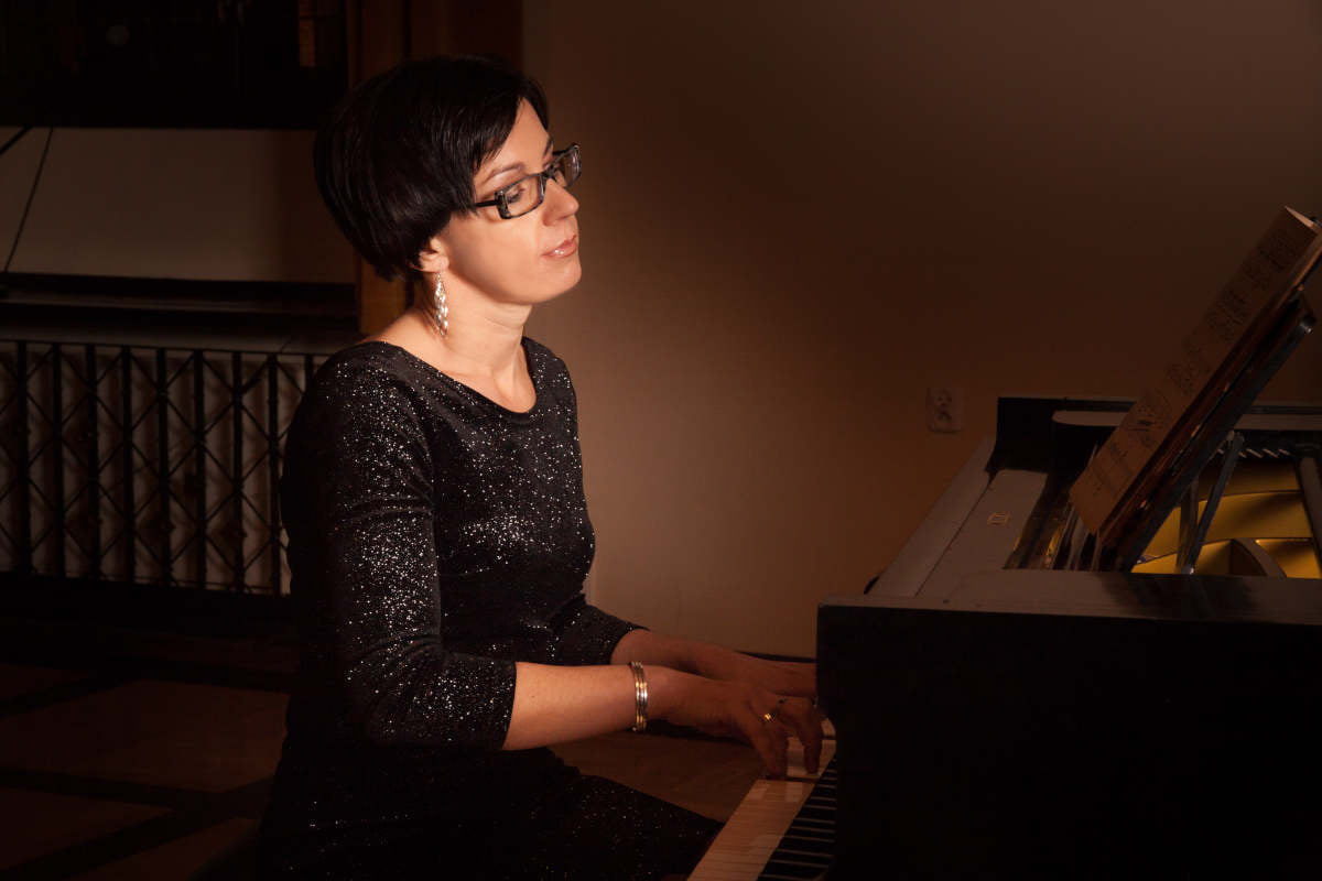 Zdjęcie -  - O kulcie eucharystycznym w muzyce - rozmowa z pianistką jazzową Katarzyną Stroińską-Sierant